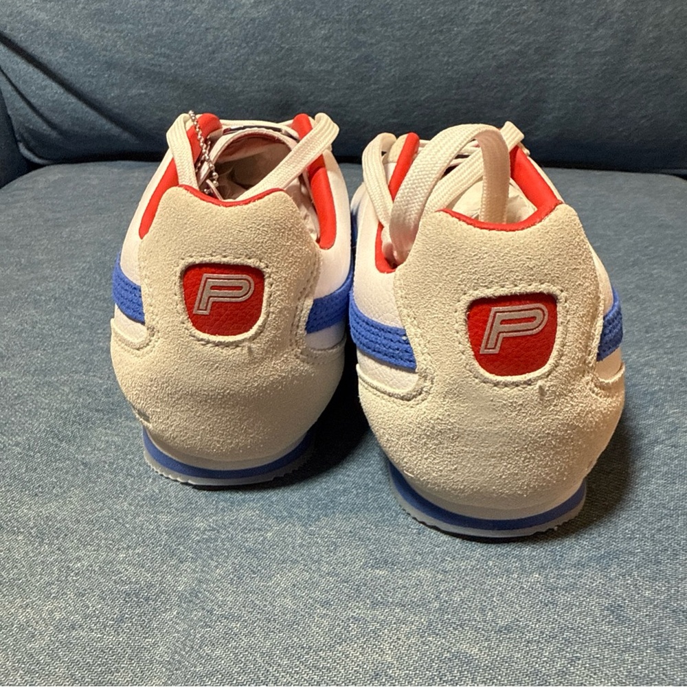 BNIB PUMA Women’s White and Blue Las Vegas Sneakers, size 9.5 - Picture 4 of 8
